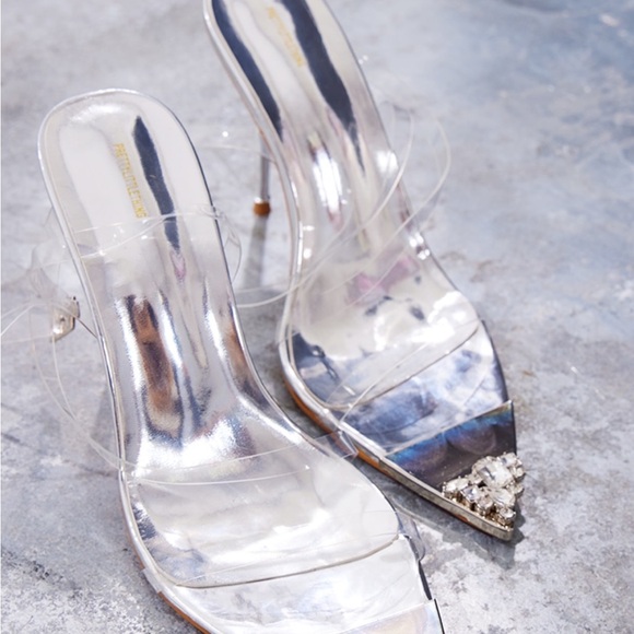 PrettyLittleThing Shoes - JEWELED BLING OUT POINT TOE STRAP CLEAR  HEELS